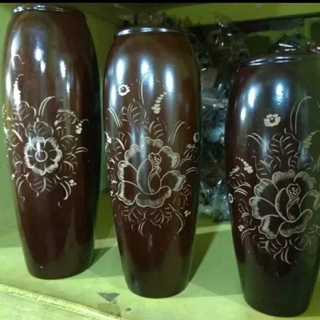 Detail Vas Bunga Motif Batik Nomer 47