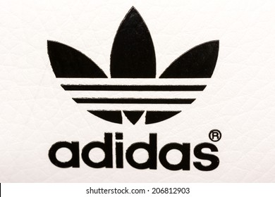 Detail Vector Adidas Nomer 4