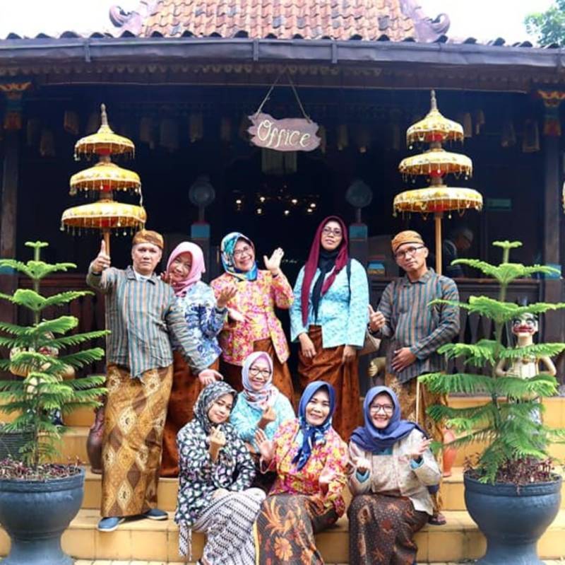 Detail Rumah Cikunir Resto Dan Foto Nomer 30