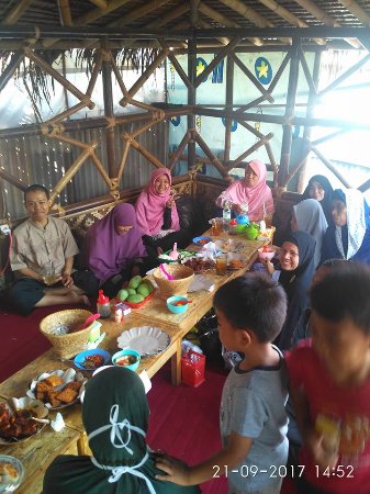 Detail Rumah Cikunir Resto Dan Foto Nomer 41
