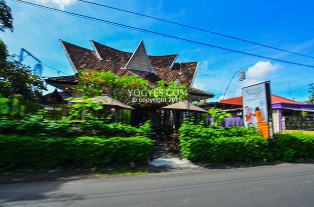 Detail Rumah Coklat Jogja Nomer 30