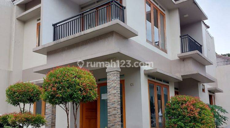 Detail Rumah Com Jakarta Timur Nomer 21