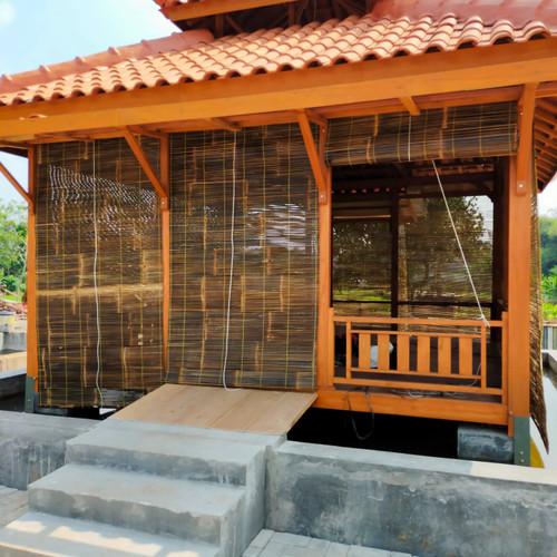 Detail Rumah Dari Bambu Hitam Nomer 28