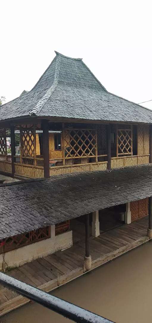 Detail Rumah Dari Bambu Hitam Nomer 6