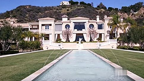 Detail Rumah Di Beverly Hills Amerika Serikat Nomer 5