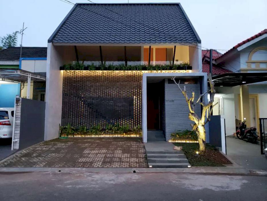 Detail Rumah Di Mediterania Regency Cikunir Nomer 43