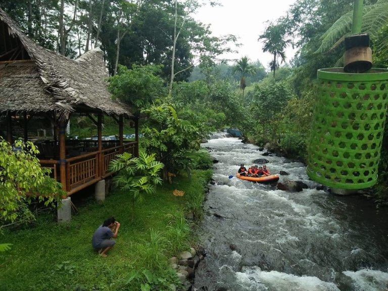 Detail Rumah Di Pinggir Sungai Nomer 17