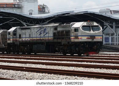 Detail Vector Kereta Api Nomer 36