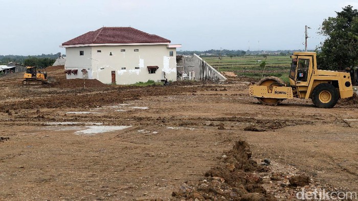 Detail Rumah Di Tengah Tol Nomer 38