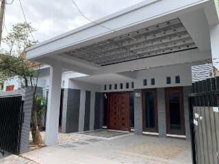 Detail Rumah Disewakan Di Jakarta Timur Nomer 12