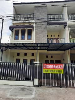 Detail Rumah Disewakan Di Jakarta Timur Nomer 3