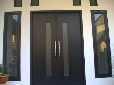 Detail Rumah Dua Pintu Nomer 25