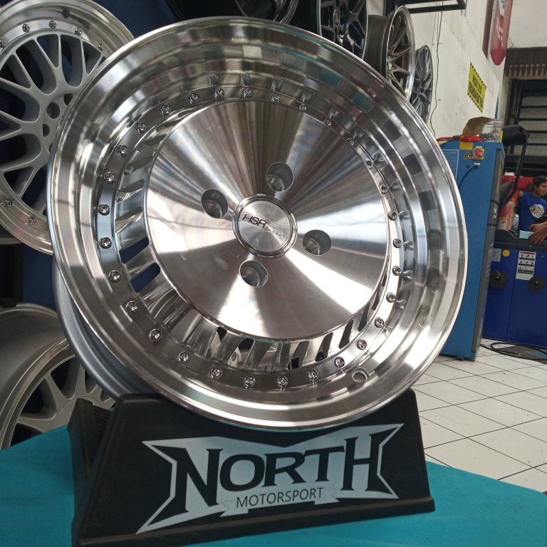 Detail Velg Mobil Retro Nomer 7