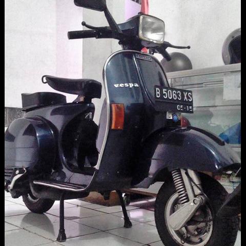 Detail Vespa Lampu Kotak Nomer 4