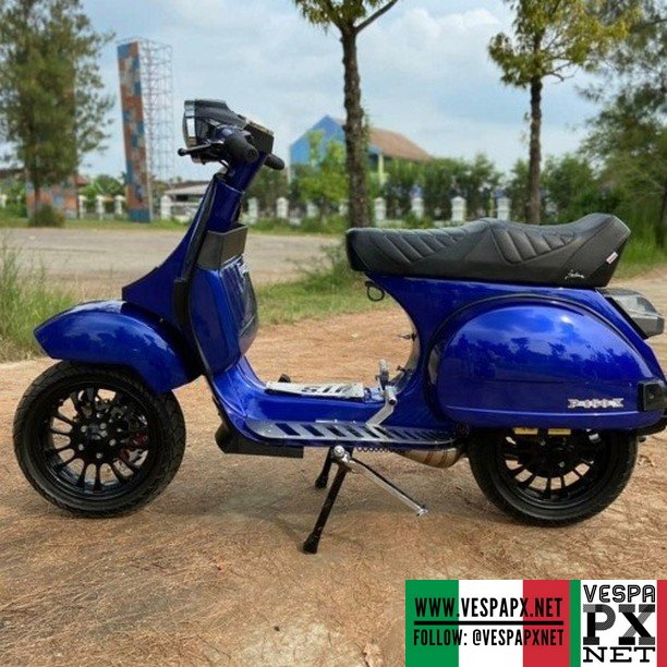 Detail Vespa Px Biru Nomer 17