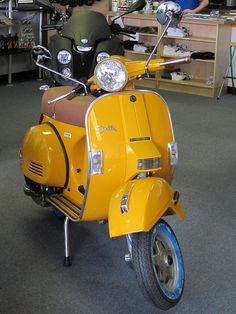 Detail Vespa Px Kuning Nomer 16