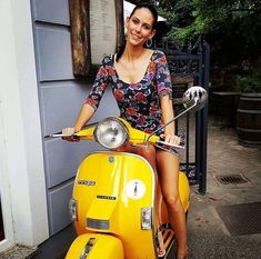 Detail Vespa Px Kuning Nomer 28