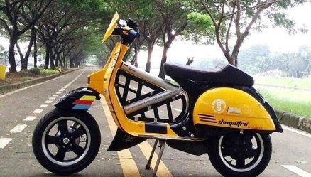 Detail Vespa Px Kuning Nomer 46