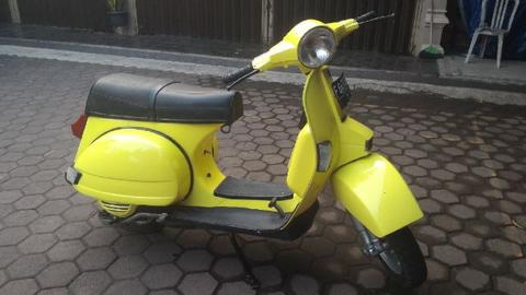 Detail Vespa Px Kuning Nomer 48
