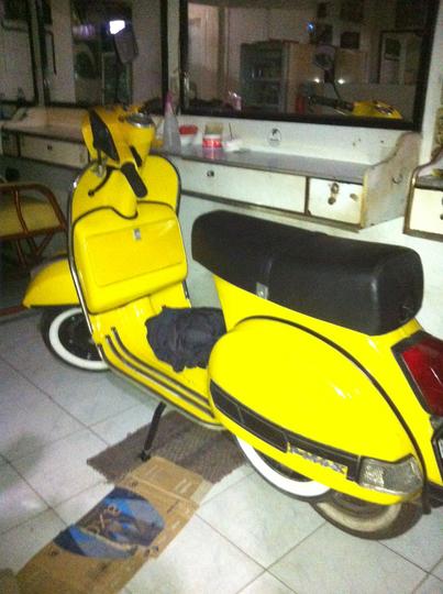 Detail Vespa Px Kuning Nomer 57