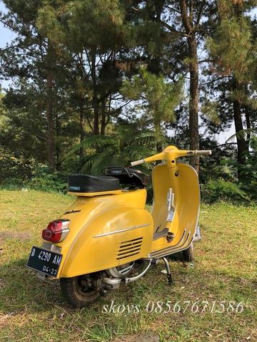 Detail Vespa Super Kuning Nomer 21