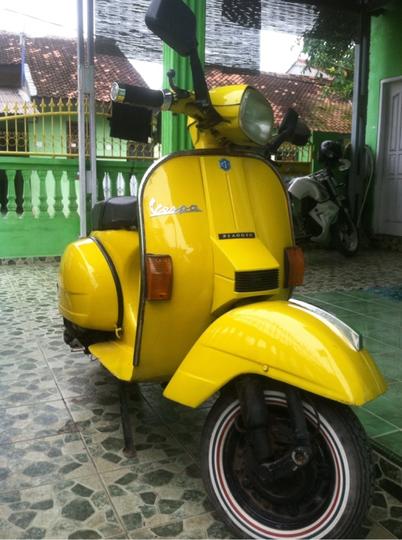 Detail Vespa Super Kuning Nomer 33