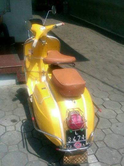 Detail Vespa Super Kuning Nomer 46