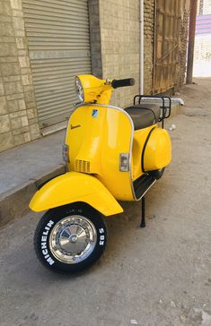 Detail Vespa Super Kuning Nomer 47