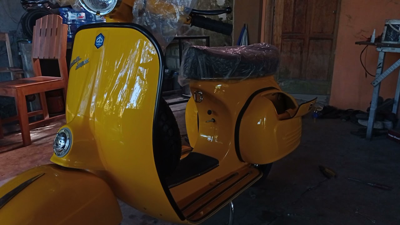 Detail Vespa Super Warna Kuning Nomer 25