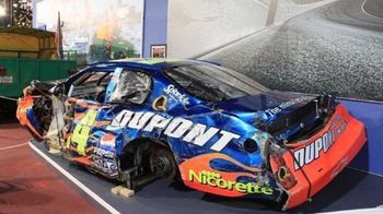 Detail Video Balap Mobil Nascar Nomer 25