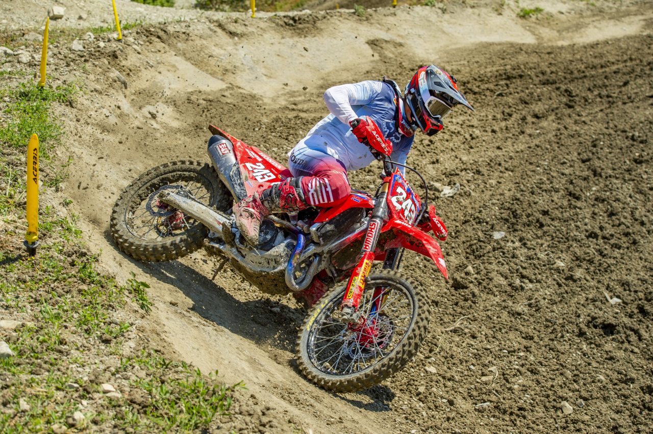 Detail Video Kejuaraan Motocross Dunia Nomer 18