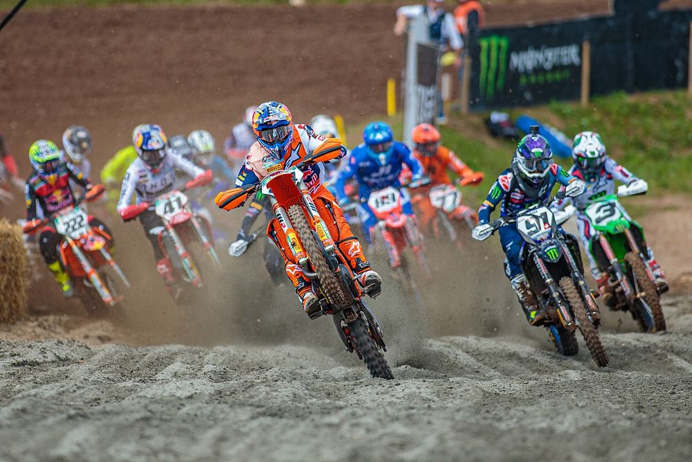 Detail Video Kejuaraan Motocross Dunia Nomer 21