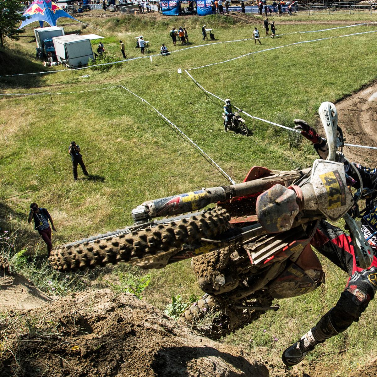Detail Video Kejuaraan Motocross Dunia Nomer 28