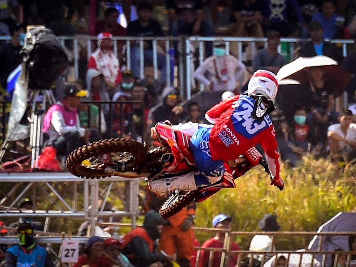 Detail Video Kejuaraan Motocross Dunia Nomer 31