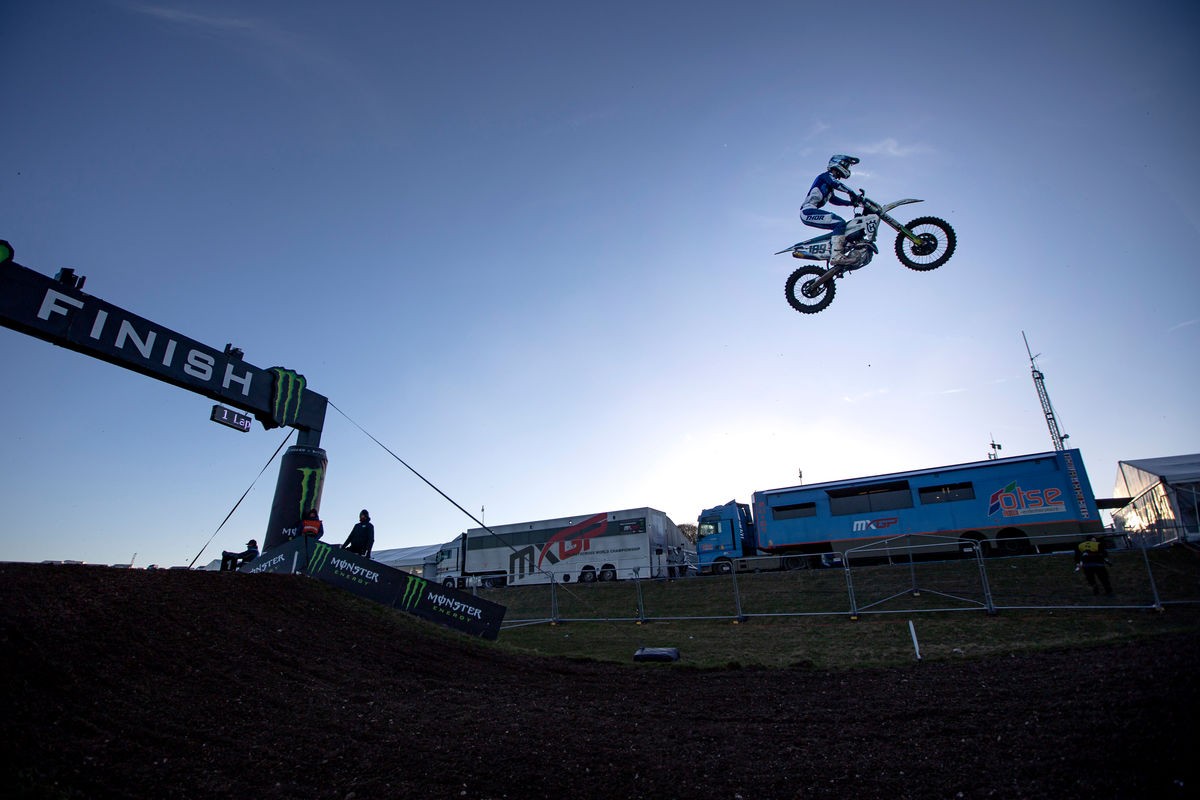 Detail Video Kejuaraan Motocross Dunia Nomer 34