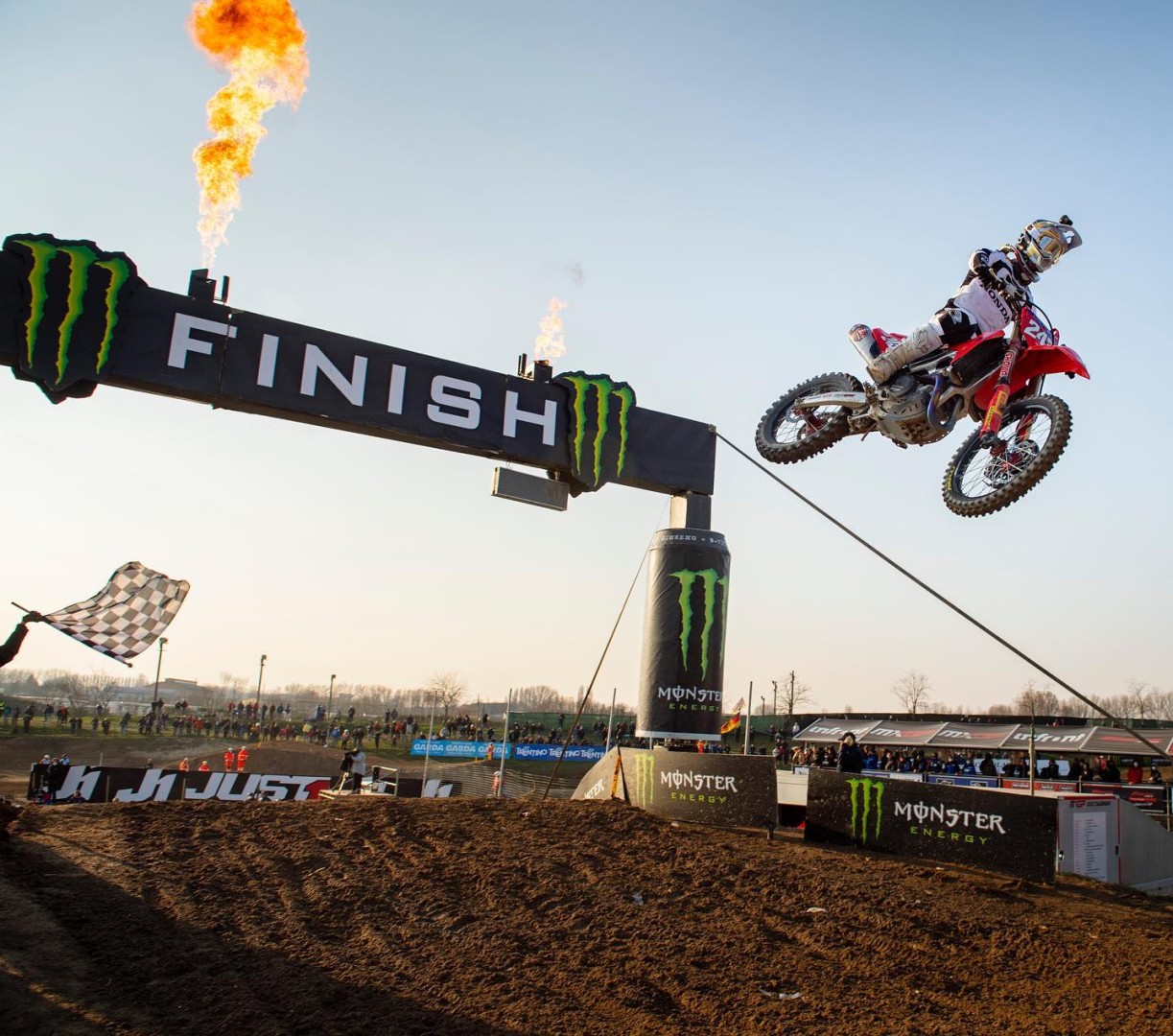Detail Video Kejuaraan Motocross Dunia Nomer 43