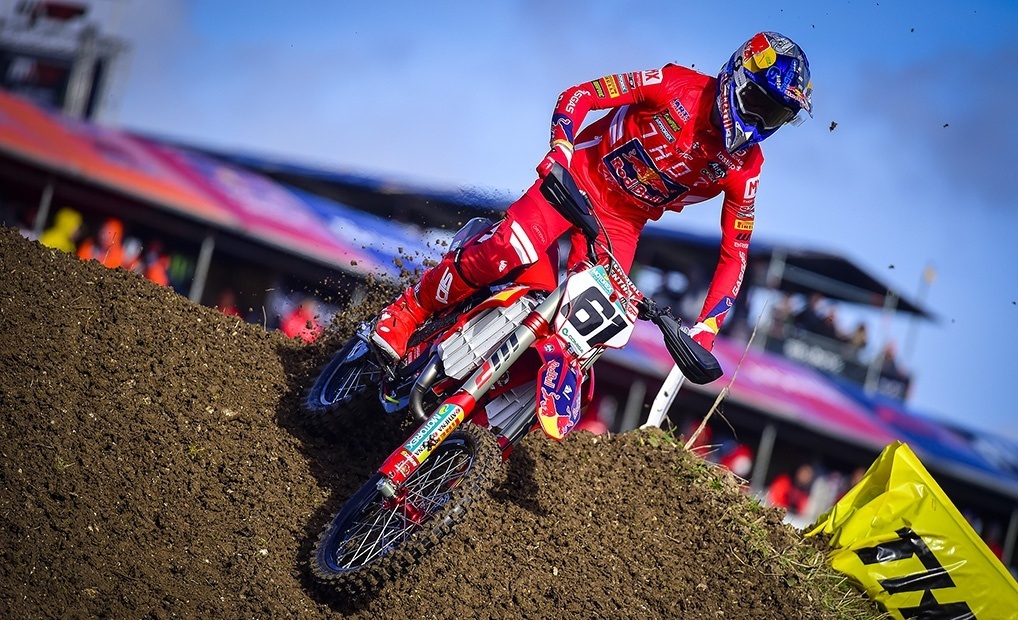 Detail Video Kejuaraan Motocross Dunia Nomer 49