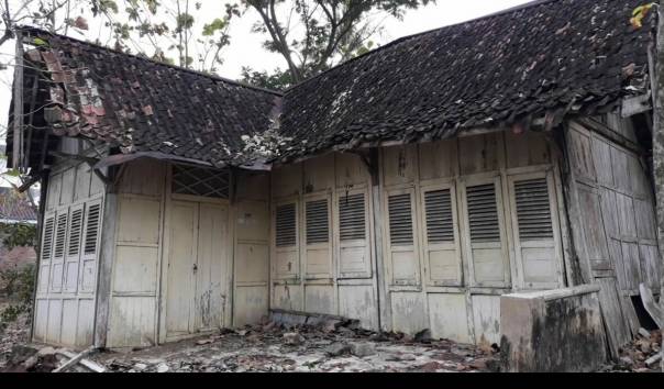 Detail Rumah Eyang Yogyakarta Nomer 51