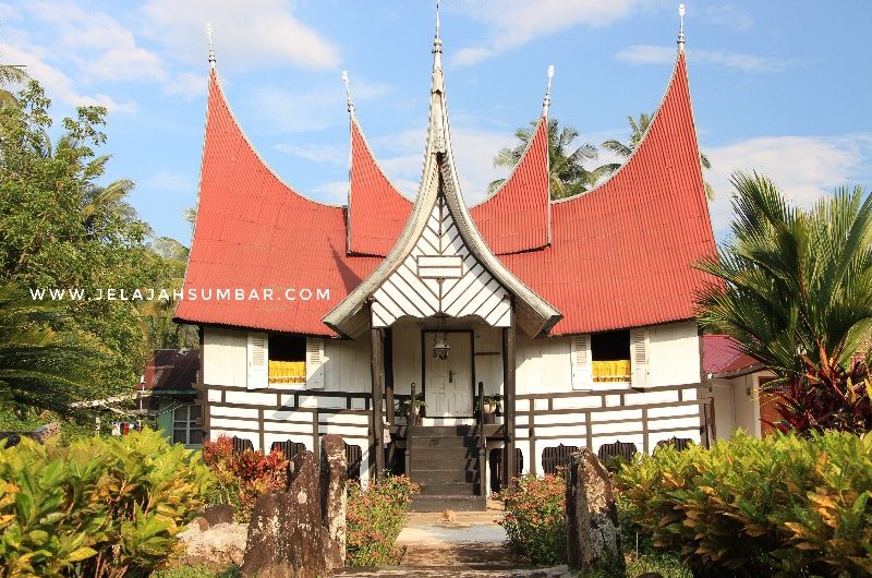 Detail Rumah Gadang Asal Daerah Nomer 42