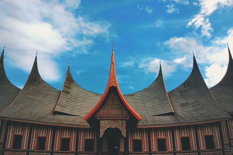 Detail Rumah Gadang Dan Rangkiang Nomer 30