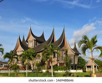 Detail Rumah Gadang Dari Mana Nomer 37