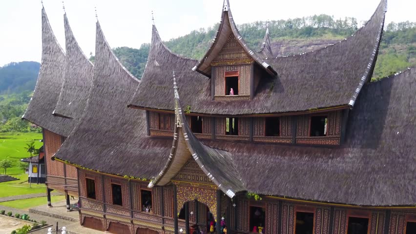 Detail Rumah Gadang Pagaruyung Nomer 10