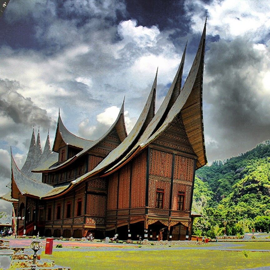 Detail Rumah Gadang Pagaruyung Nomer 6