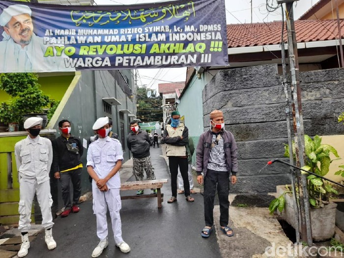 Detail Rumah Habib Rizieq Shihab Nomer 27