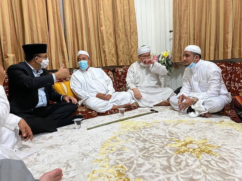 Detail Rumah Habib Rizieq Shihab Nomer 34