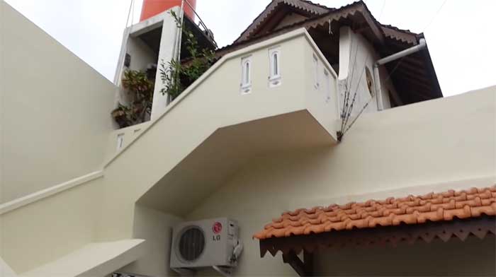 Detail Rumah Hanung Bramantyo Nomer 33