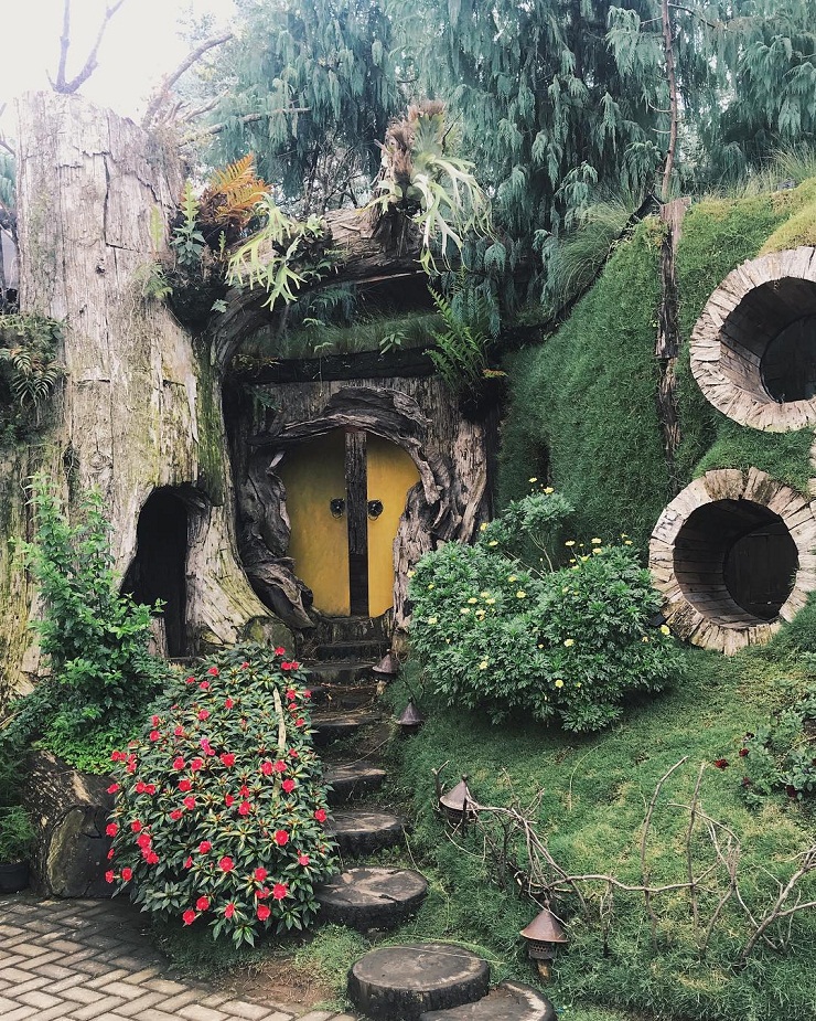 Detail Rumah Hobbit Cileungsi Nomer 24