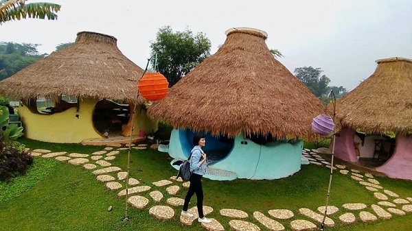 Detail Rumah Hobbit Cileungsi Nomer 25