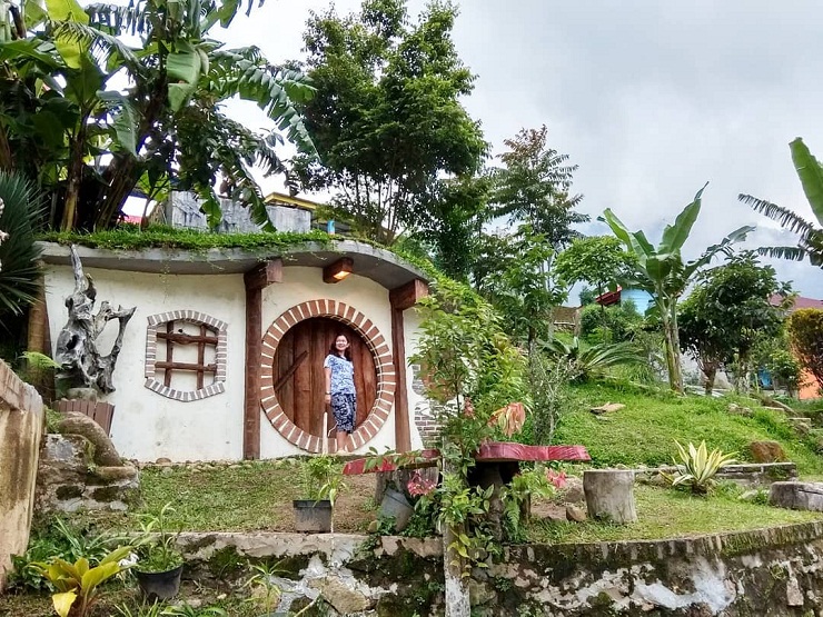 Detail Rumah Hobbit Cileungsi Nomer 55