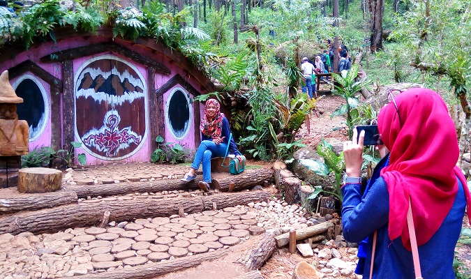 Detail Rumah Hobbit Mangunan Jogja Nomer 45